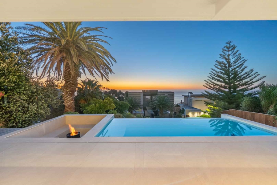 5 Bedroom Property for Sale in Camps Bay Western Cape